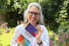 Dr. Linnea Franits